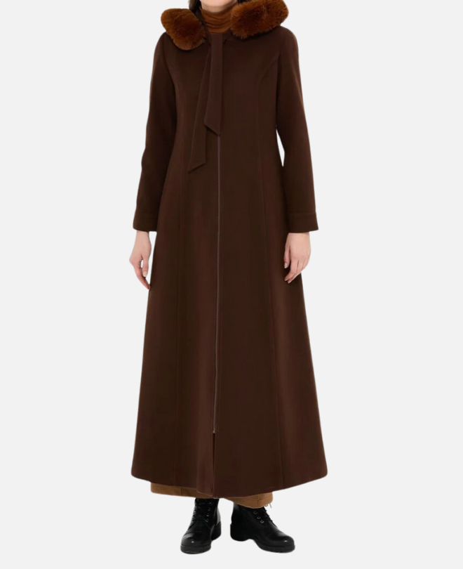 Ad. Mall - Tuğba Tunisia - Manteau à Capuche en Fourrure
